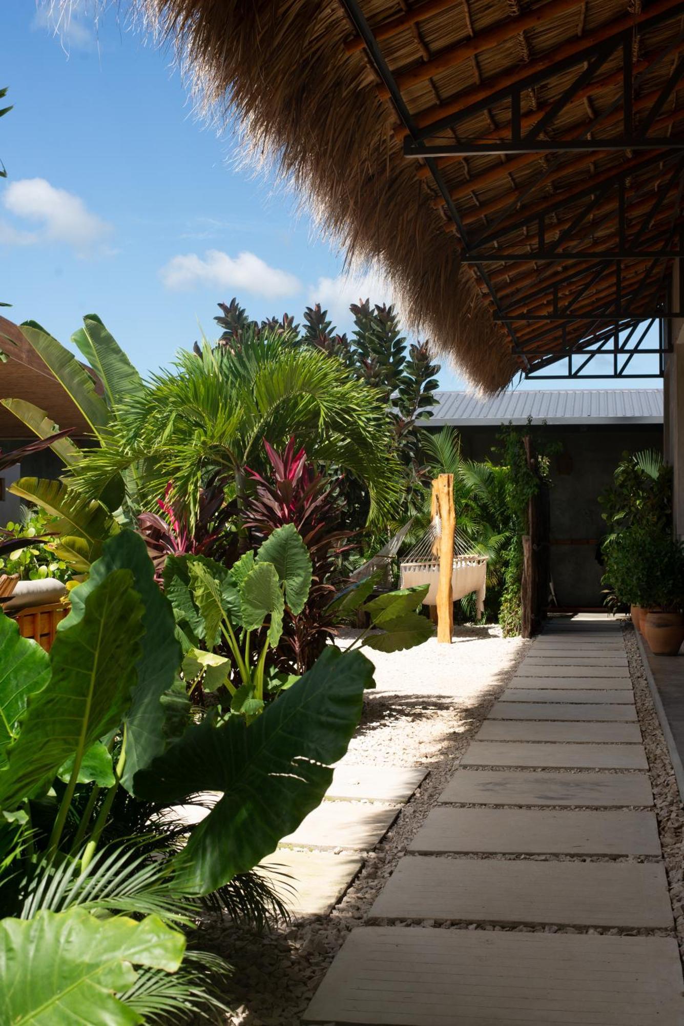 Hotel Tukasa - Surfhouse Popoyo Esterno foto
